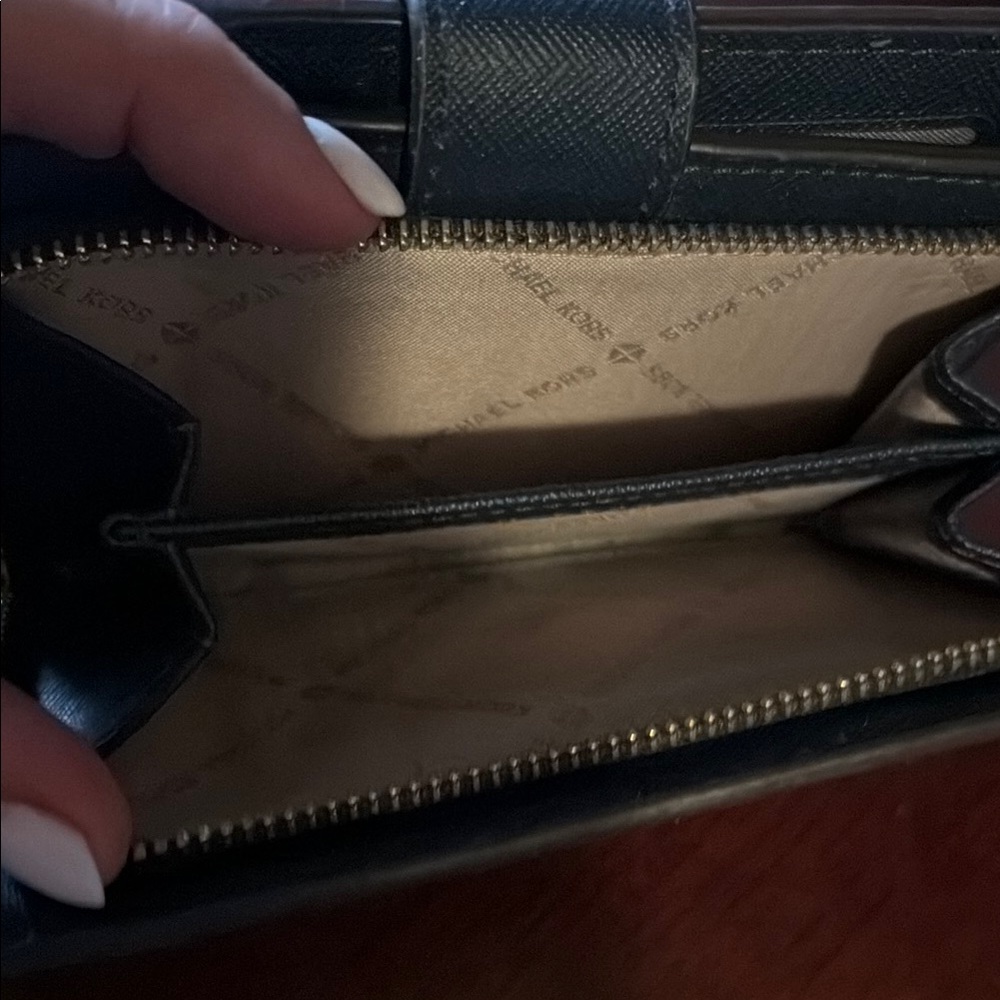 Michael Kors Monogram Wallet - Picture 4 of 4